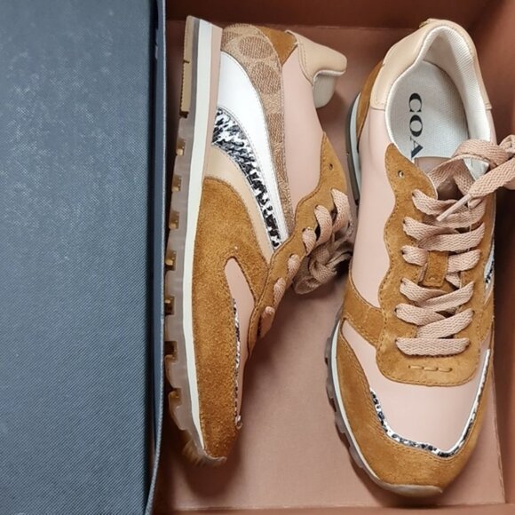 Coach Women's C118 Wave Patchwork Runner - Picture 4 of 7